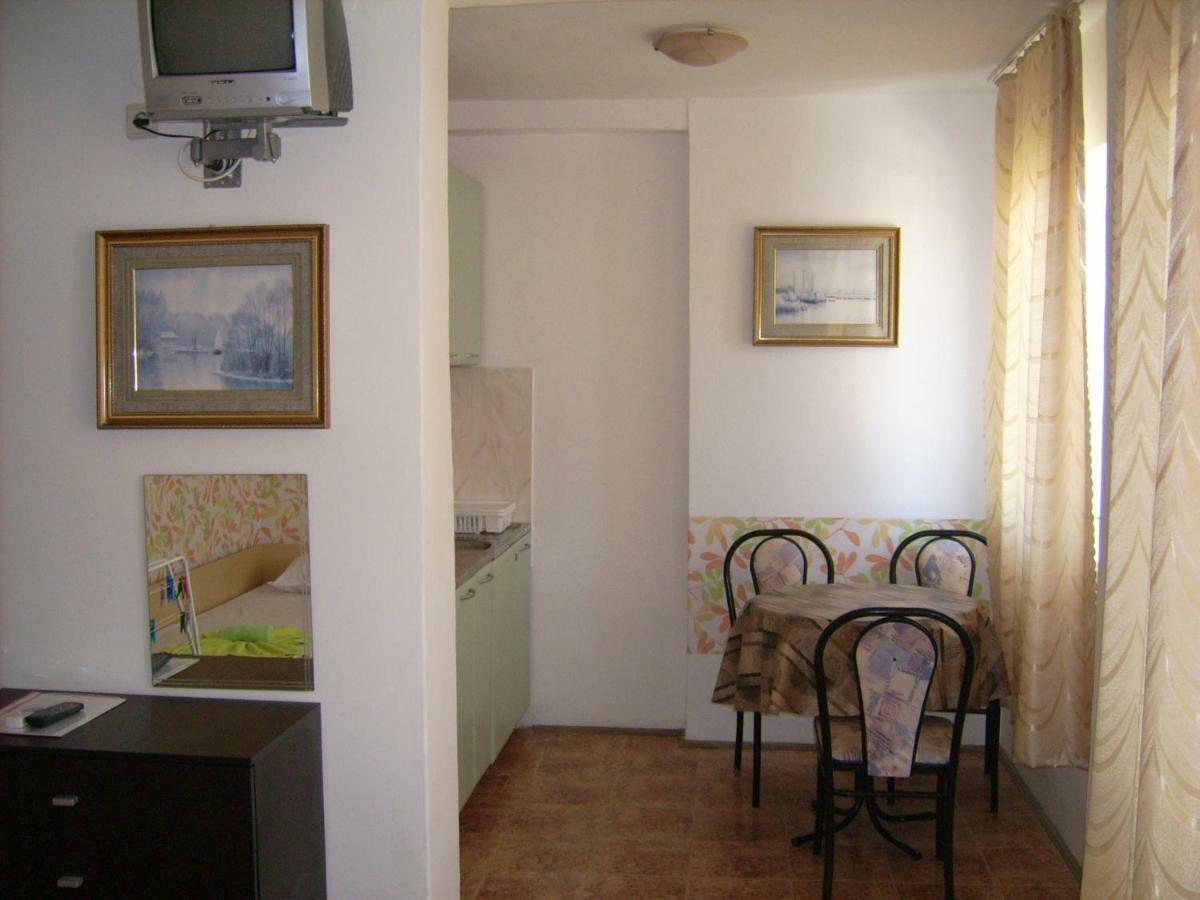 Hotel Pasians Pomorie Luaran gambar